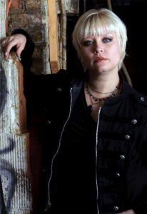 十大彩票游戏平台授予三位艺术名人堂成员荣誉 2 Jill Erickson 21