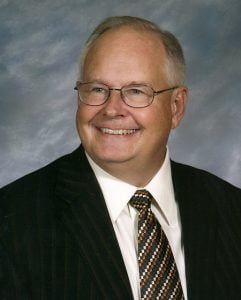 威格特即将退休,学生们反思“校园里最好的教授之一” 2 Portrait of Lee Wigert