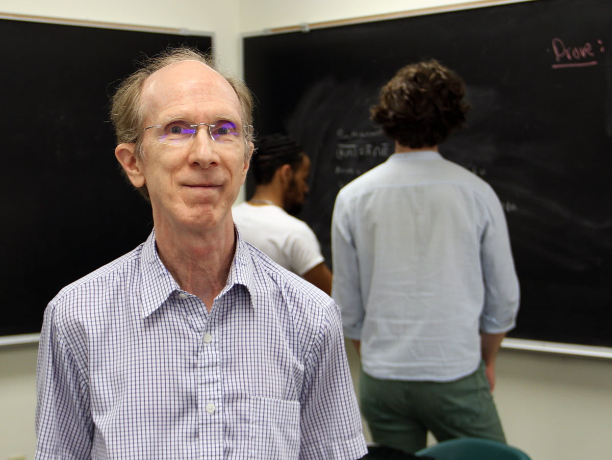 霍尔带着帮助学生成功的记录退休了 1 Mark Hall 22f