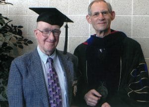 化学教授留下奖学金遗产 1 RobertStoner 25w