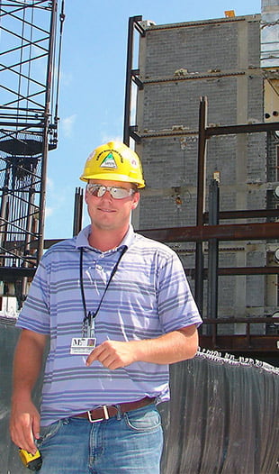 Hastings College 施工管理 graduate James Davis